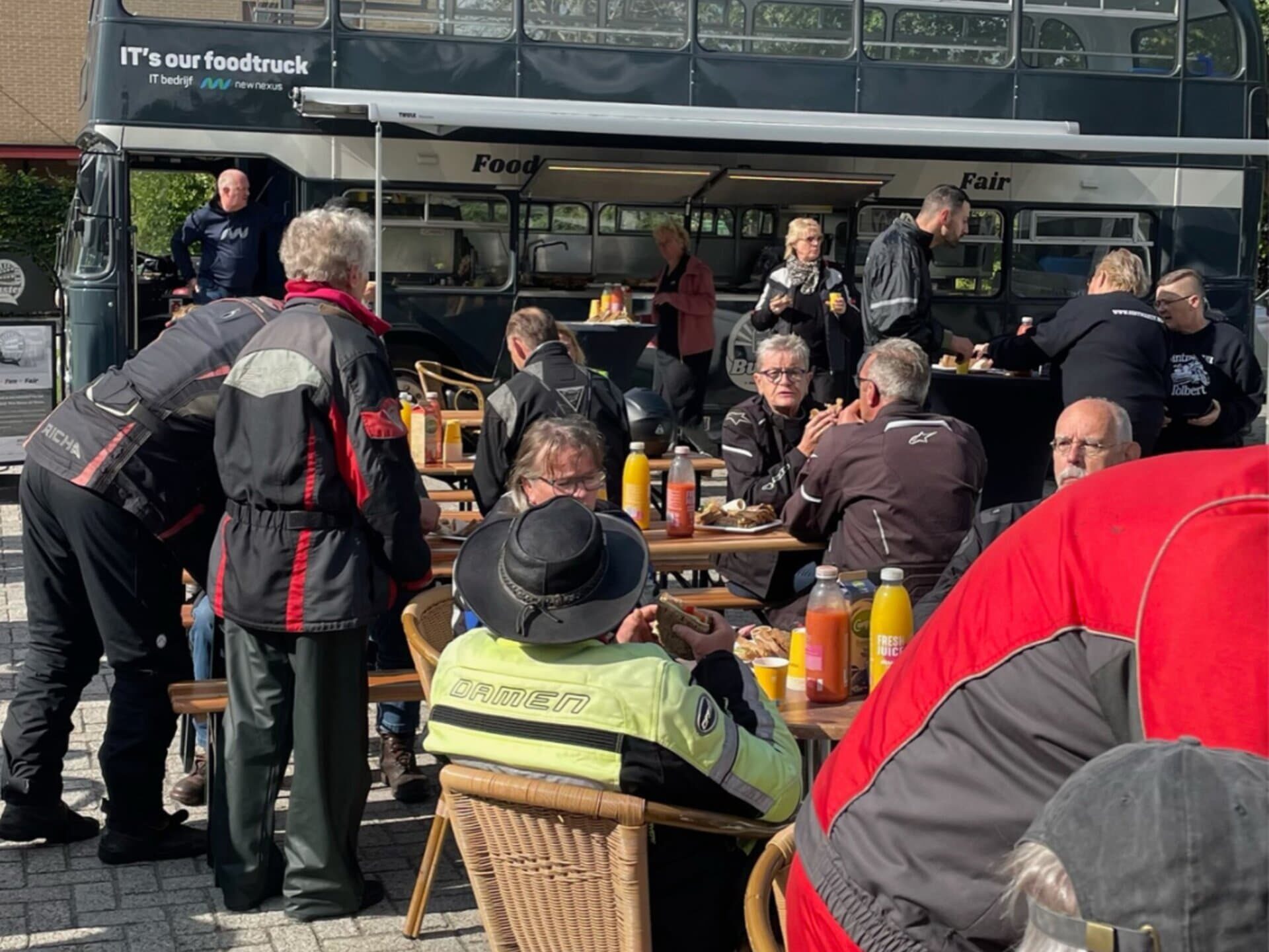 Buster Foodtruck bij de Sintma-run