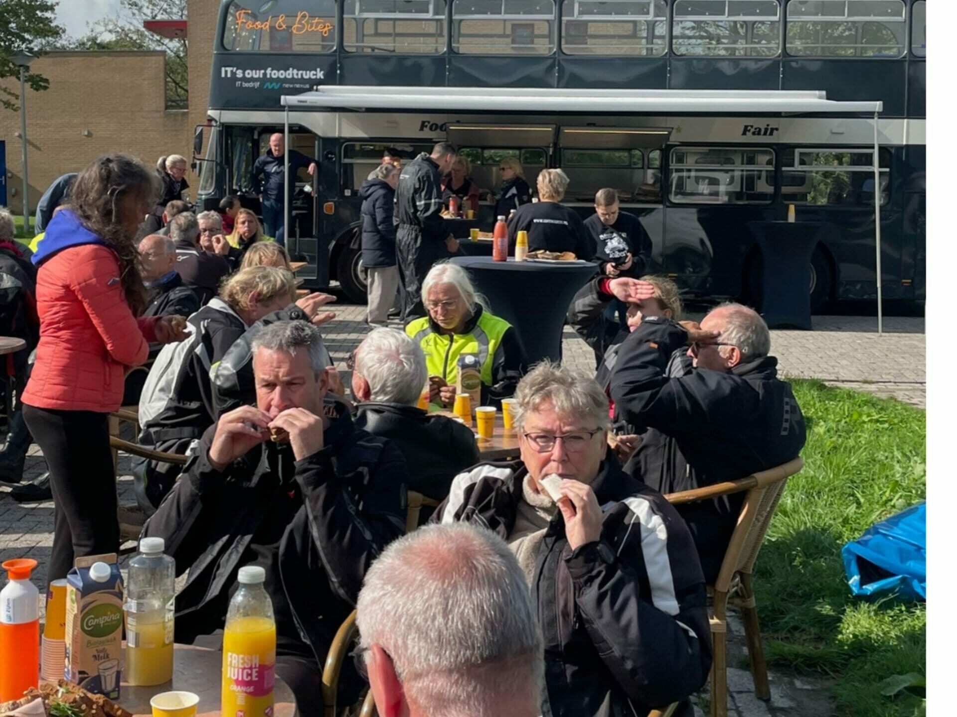 Buster Foodtruck bij de Sintma-run