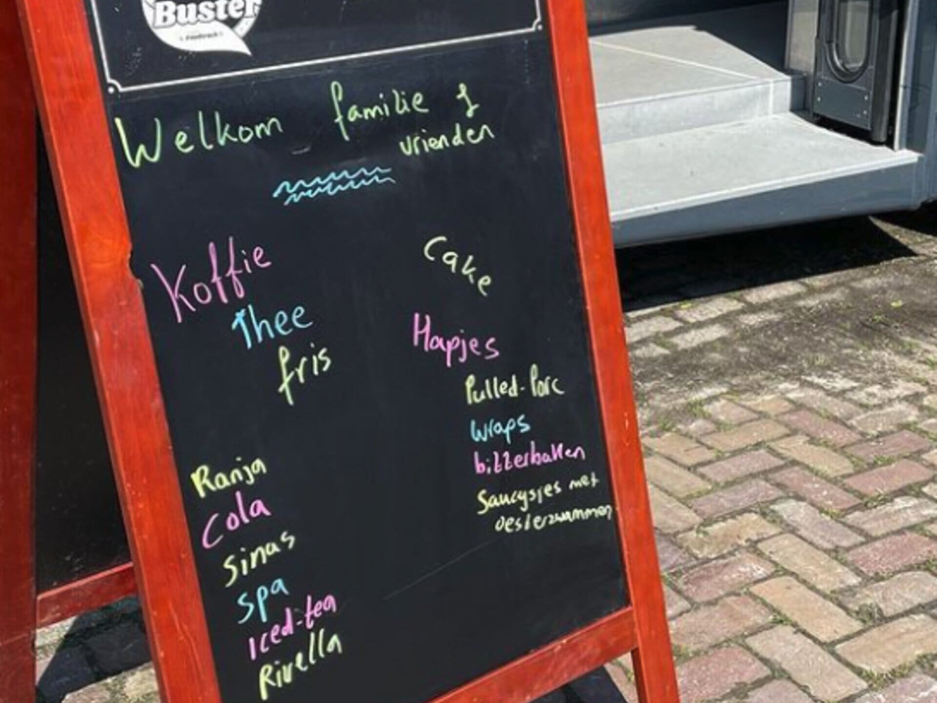 Buster Foodtruck bij zorgboerderij de Mikkelhorst