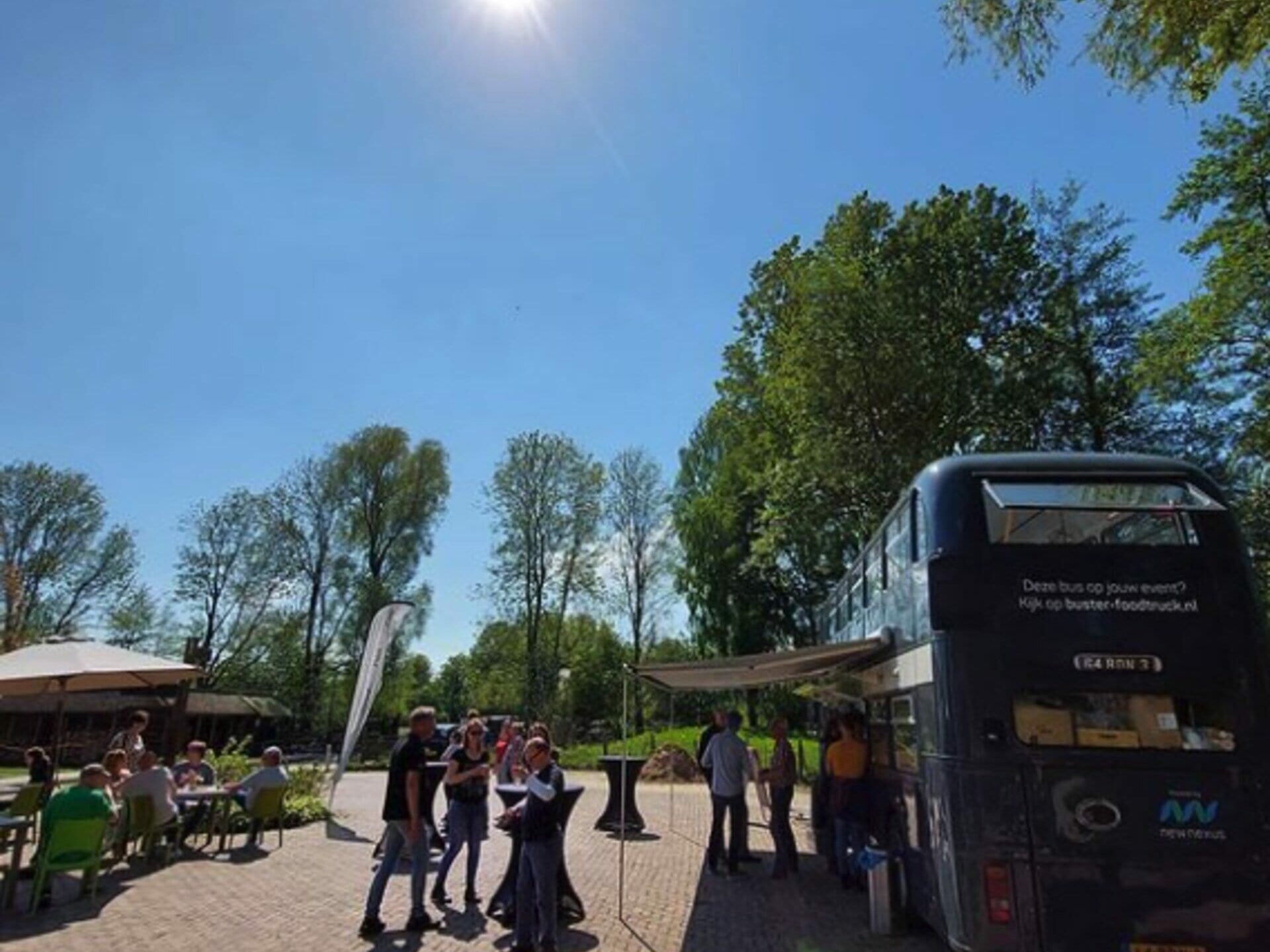 Buster Foodtruck bij zorgboerderij de Mikkelhorst